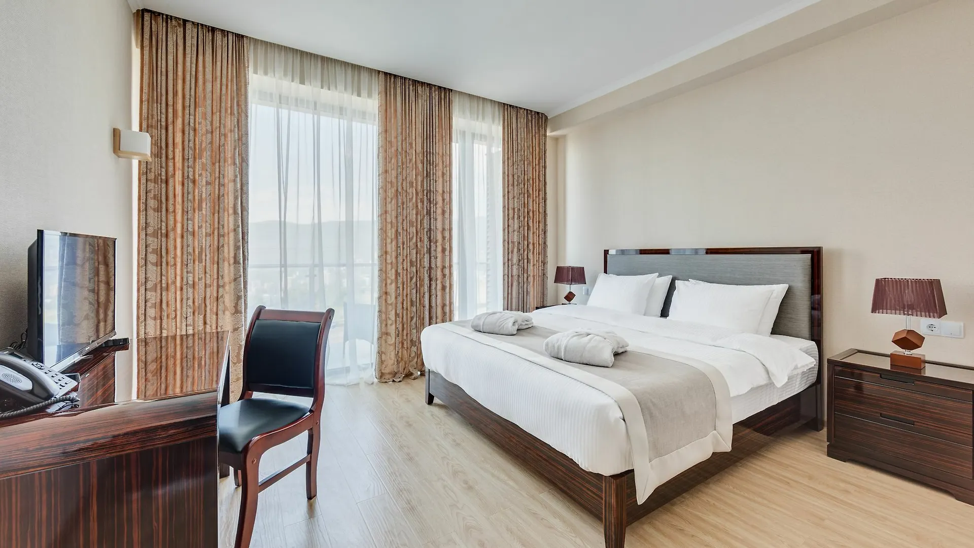 Lisi Hills Hotel Тбилиси