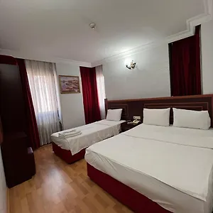 red-white-hotel.istanbul-turkeyhotels.com/
